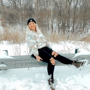 Meet your Posher, Peyton